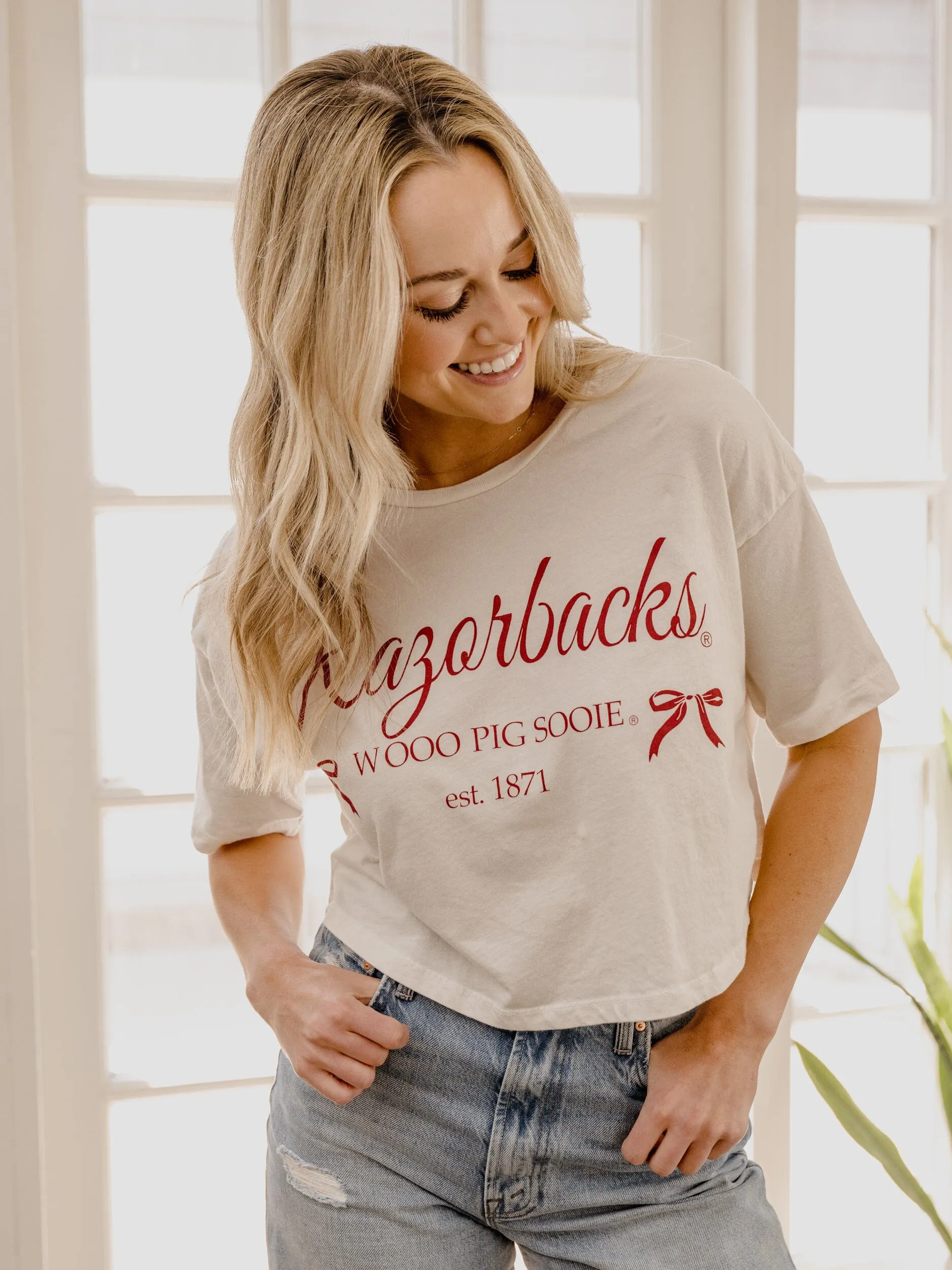 Arkansas Razorbacks Established Bows Off White Cropped Tee