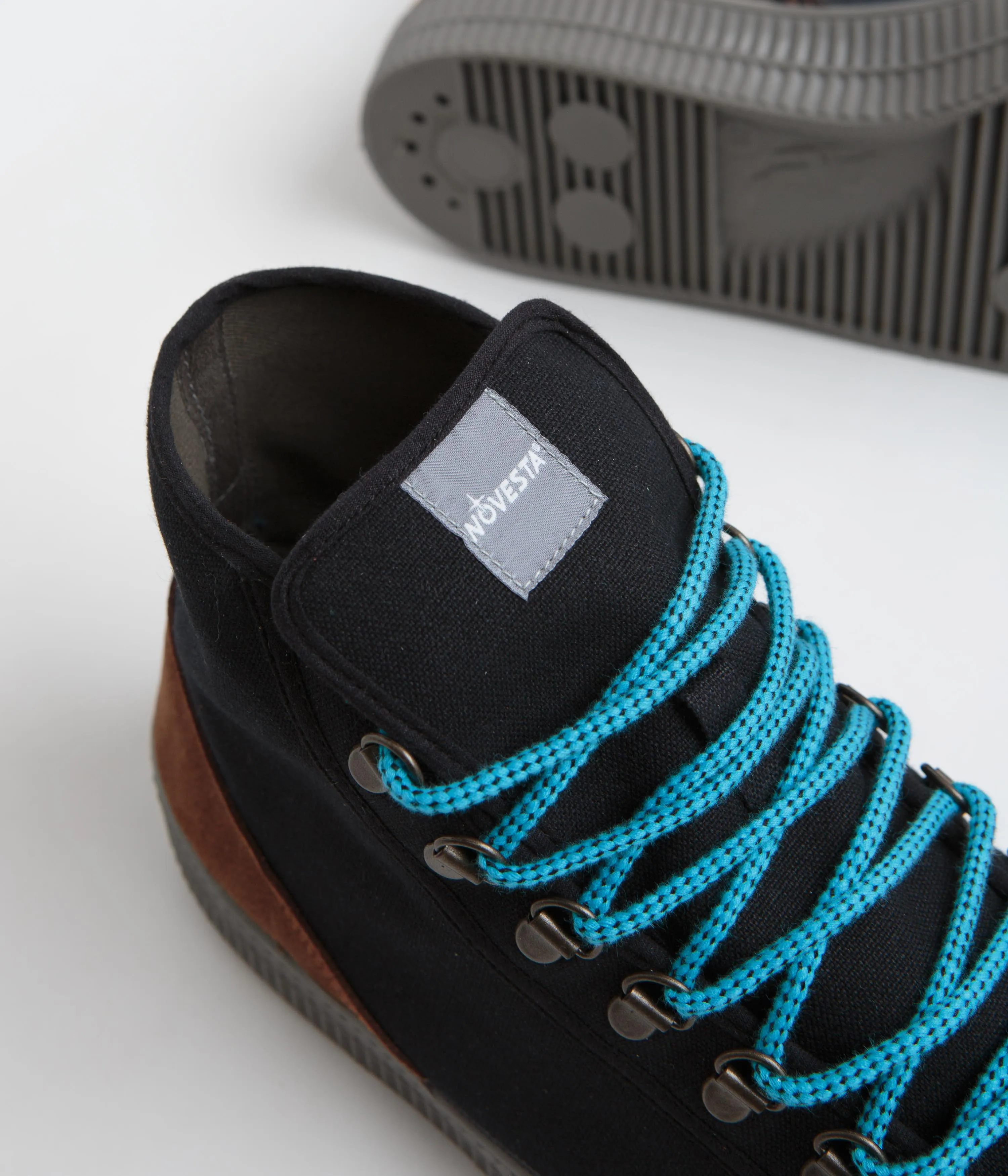 Novesta Star Dribble Hiker Shoes - 60 Black / 230 Grey